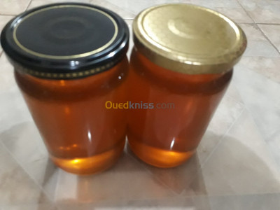 annaba-algeria-alimentary-miel-naturel-d-abeille-عسل-حر