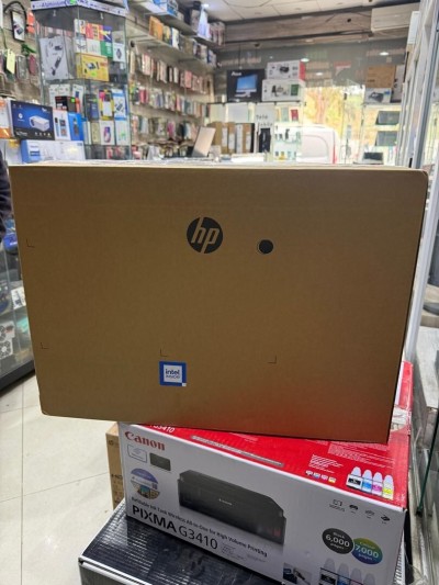 all in one hp cpu i5 1334u ram 8g disque dur 512gb ssd ecran 23.8 fhd tactile noir