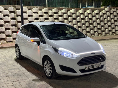 voitures-ford-fiesta-2014-trend-look-constantine-algerie