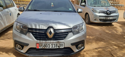 voitures-renault-symbol-2018-djamaa-el-meghaier-algerie