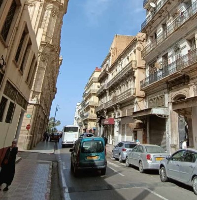 بيع محل وهران وهران