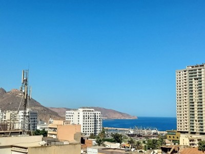 بيع شقة 4 غرف وهران وهران