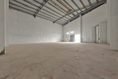 Rent Hangar Oran Oran