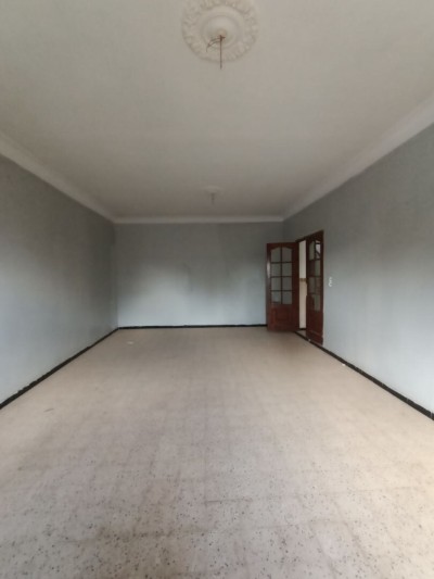 كراء فيلا وهران بئر الجير