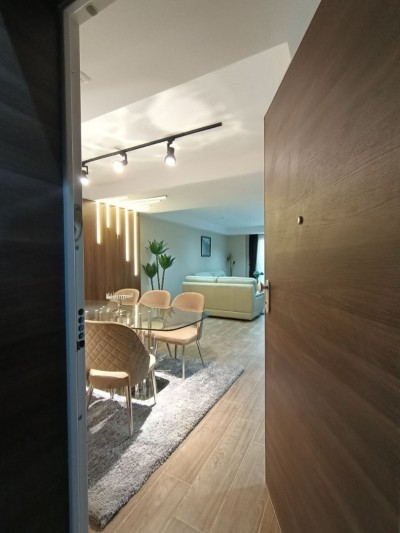 بيع شقة 3 غرف وهران وهران