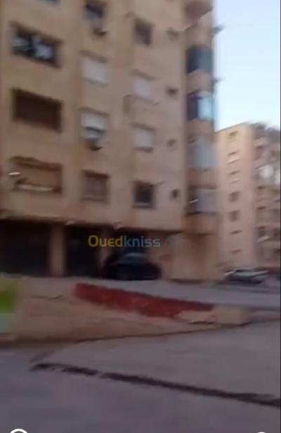 كراء شقة 4 غرف الجزائر بني مسوس