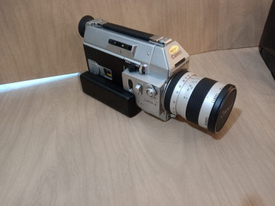 Camera super 8 Canon Auto Zoom 814 avec sacoche