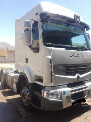 camion-lander-440-renault-2013-bouandas-setif-algerie