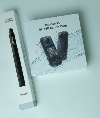Camera Insta360 x5