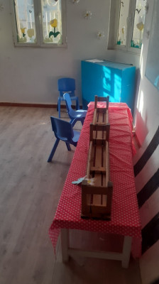 tables-pc-bureaux-materiel-pour-creche-ou-ecole-ain-benian-alger-algerie