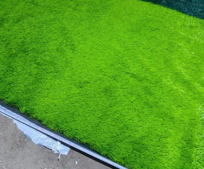 فوم البولي إيثيلين تحت النجيلة الصناعية/Mousse en polyéthylène sous le gazon synthétique