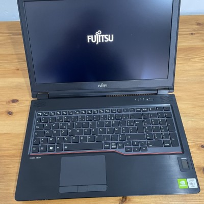 Fujitsu Celsius H7510 Workstation | i7-10850H 64Go RAM | 512Go SSD | Quadro T2000