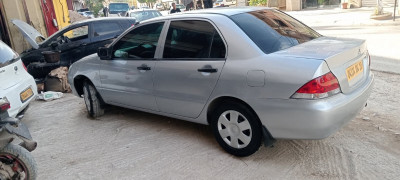 voitures-mitsubishi-lancer-2004-hammedi-boumerdes-algerie