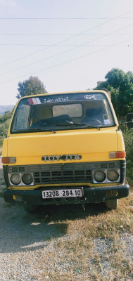 camion-toyota-bu30-1984-amizour-bejaia-algerie