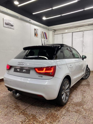 سيارة-صغيرة-audi-a1-2015-s-line-وهران-الجزائر