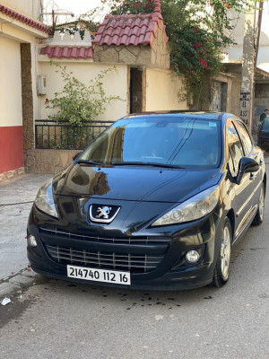 voitures-peugeot-207-2012-allure-baraki-alger-algerie