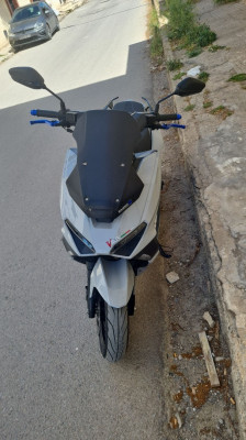 motos-scooters-vms-v-max-2023-zeralda-alger-algerie