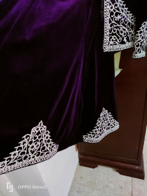 traditional-clothes-karakou-oran-algeria