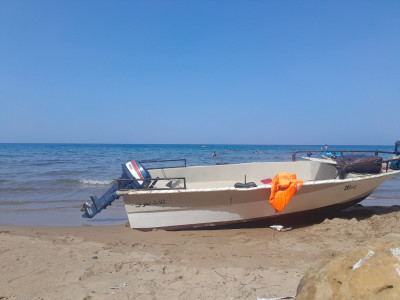 bateaux-rigide-bateau-de-plaisance-beni-saf-ain-temouchent-algerie