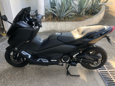 motos-et-scooters-tmax-562-yamaha-2024-guelma-algerie