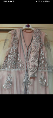 robes-caftan-a-vendre-bouzareah-alger-algerie