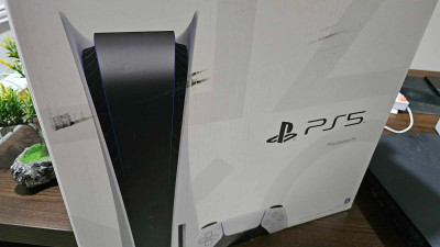Console PS5 Sony PlayStation 5 - STANDARD Edition
