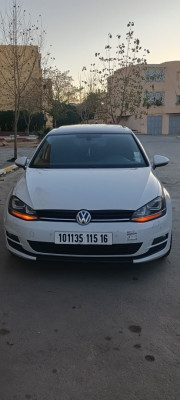 moyenne-berline-volkswagen-golf-7-2015-cup-tissemsilt-algerie