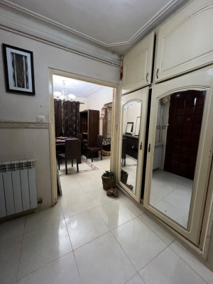 كراء شقة 3 غرف الجزائر العاشور