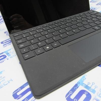 Microsoft Surface Pro 5 i5 7300U 8G 256SSD Full HD Détachable Tactile