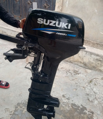 moteurs-moteur-suzuki-30-cv-souk-el-thenine-bejaia-algerie