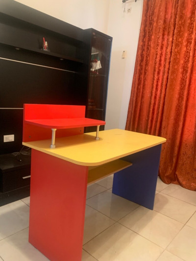 tables-pc-bureaux-bureau-sidi-mhamed-alger-algerie