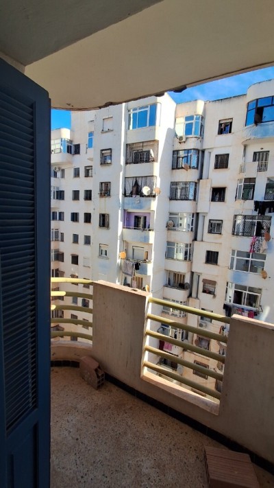 Sell Apartment F4 Oran Bir el djir