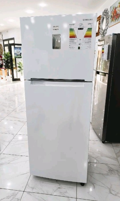 Promo Réfrigérateur Samsung  590litre  twin cooling blanc