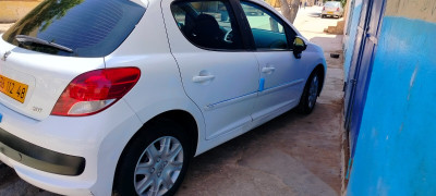 voitures-peugeot-207-2012-zemmoura-relizane-algerie