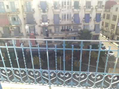 Sell Apartment F4 Algiers Belouizdad