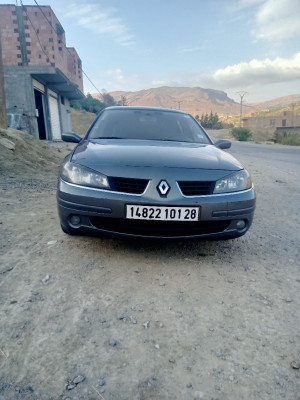 berline-renault-laguna-2-2001-expression-msila-algerie