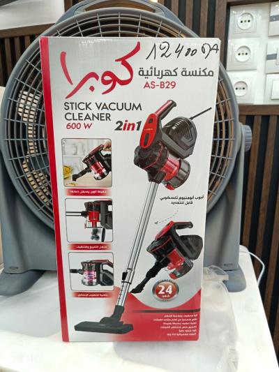 COBRA Aspirateur a main filaire sans sac 600w