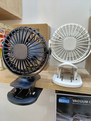 Mini ventilateur de bureau et de voiture rechargeable réglable