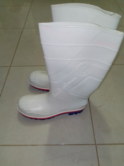 tenues-professionnelles-bottes-pvc-s5-avec-et-sans-embout-saoula-alger-algerie