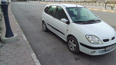 سيارة-صالون-عائلية-renault-scenic-2002-سطيف-الجزائر