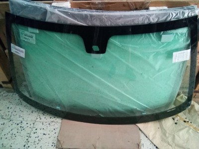 زجاج السيارات pare brise 