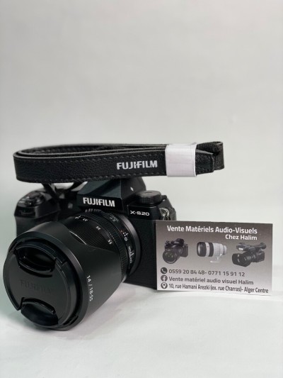 Fujifilm X-S20