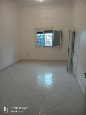 Location Appartement F4 Annaba Annaba