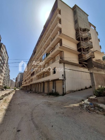 بيع شقة 4 غرف عنابة عنابة