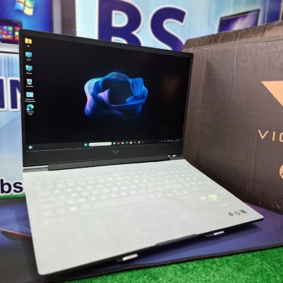 HP VICTUS 16 RYZEN 7-8845HS 16GO RAM DDR5 512GO SSD 16.1" FHD 144HZ RTX 4070 08GO JAMAIS UTILISE