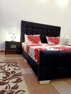 غرفة-نوم-سرير-خشب-احمر-الشفة-البليدة-الجزائر