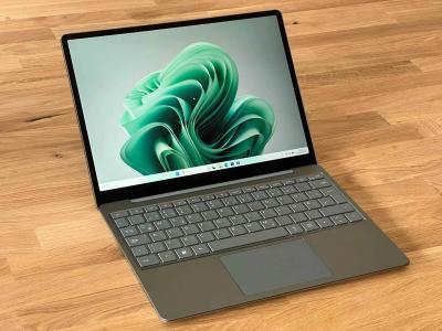 Microsoft Surface Go 3 12.4" i5 256GB SSD Platinum Avec Clavier Retro