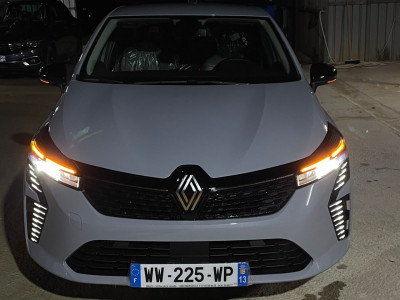 voitures-renault-clio-2025-evolution-azazga-tizi-ouzou-algerie