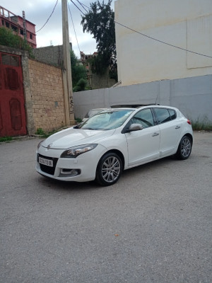 average-sedan-renault-megane-3-2013-sport-edition-bejaia-algeria