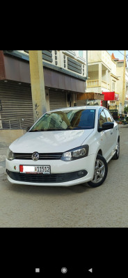 voitures-volkswagen-polo-sedan-2015-tebessa-algerie